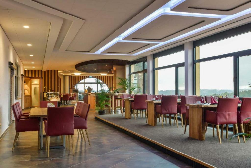 Hotel & Golfrestaurant Gut Wissmannshof Staufenberg  Exterior foto